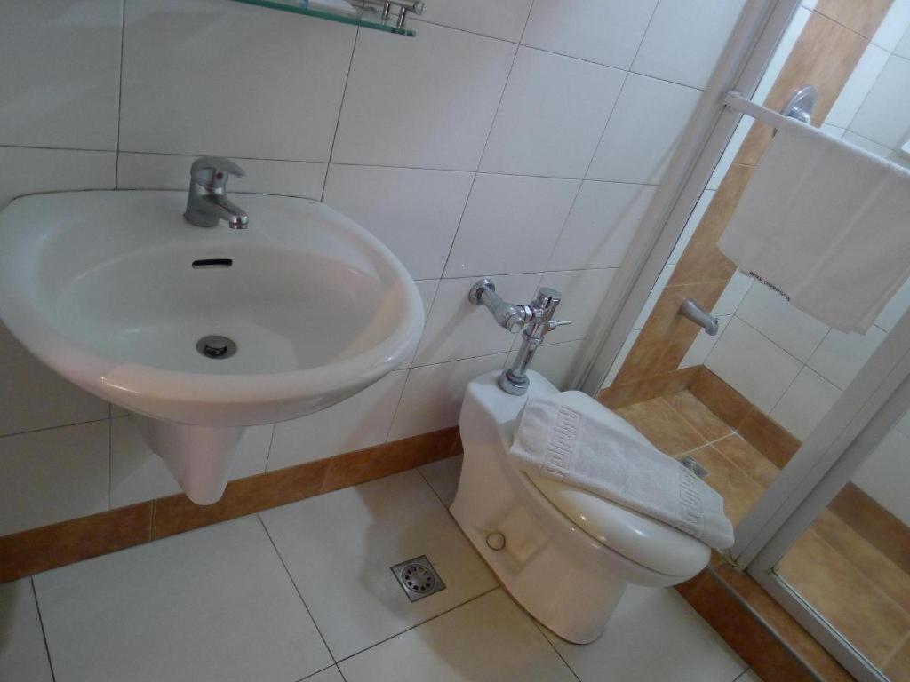 Hotel Cosmopolitan Baguio City Zewnętrze zdjęcie