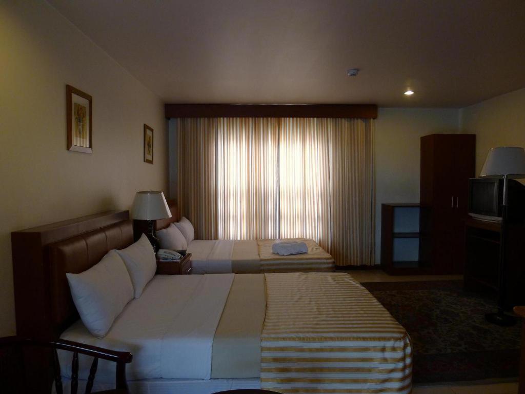 Hotel Cosmopolitan Baguio City Zewnętrze zdjęcie